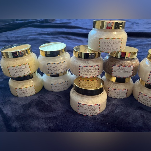 Homemade sugar scrubs - Picture 1 of 3